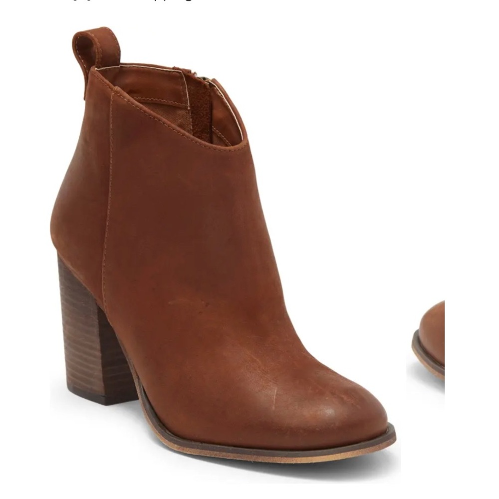 BP Lance Leather Block Heel Bootie | Cognac Oiled Leather